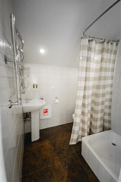 Люкс 4-местный 2-комнатный