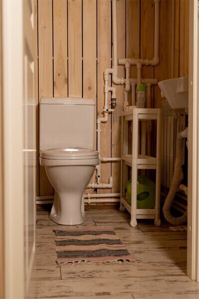 Коттедж 6-местный (Терем большой с сауной и кухней)