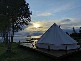 Шатер, Глэмпинг Видно Озеро, село Великая губа