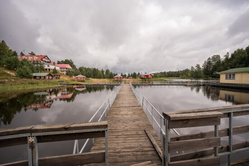 Домик 4-местный (на воде с баней)