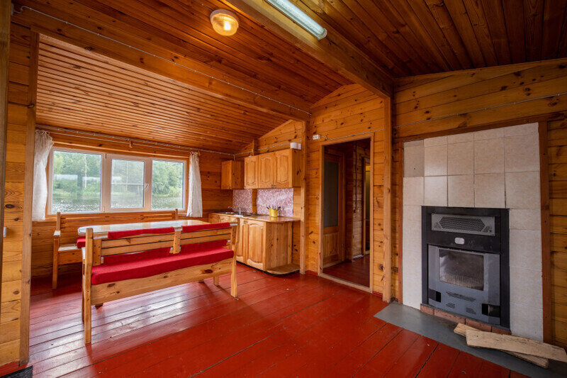 Домик 4-местный (на воде с баней)