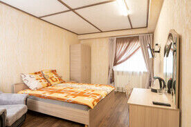 Комфорт 2-местный улучшенный (Леон), База отдыха Аленушка, Окуловский район