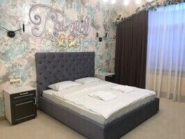 Люкс 2-местный авторский номер "Города" (Алёнушка), База отдыха Аленушка, Окуловский район