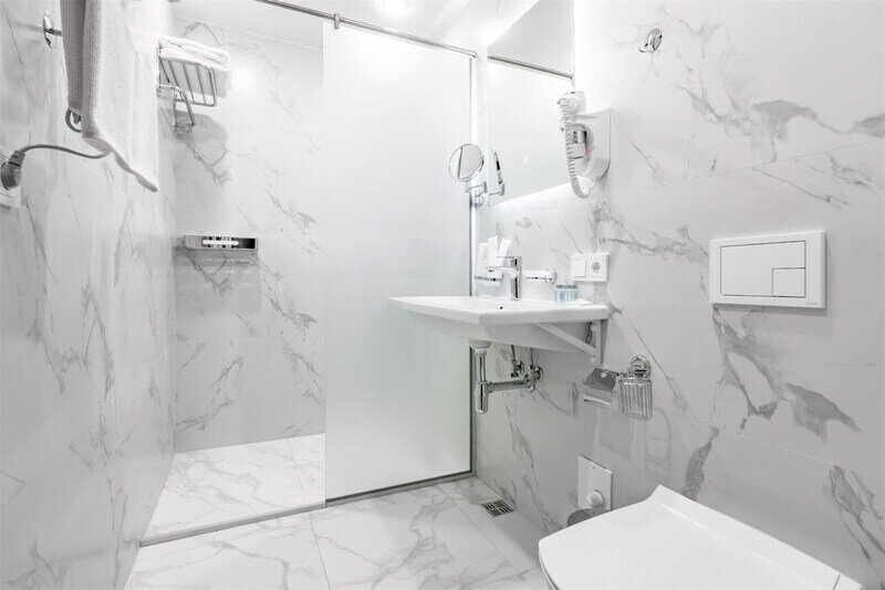 Стандартный Улучшенный 2-местный (с балконом и видом на море)