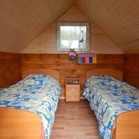 Двухместный дом, База отдыха Спарта, остров Уходово