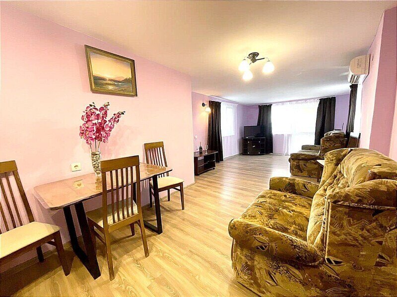 Дом на берегу моря с мангалом