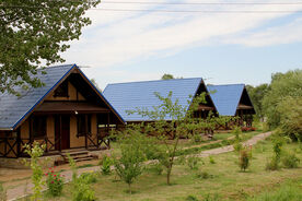 Дом Комфорт (5-ти местный дом) Номера домов: 1,2,3, База отдыха Дарданеллы, село Затон