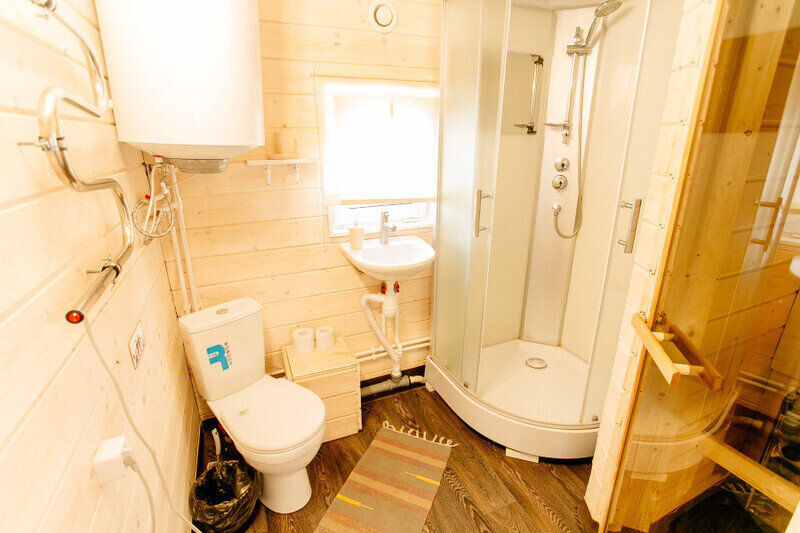 Домик 6-местный (№14, с сауной)