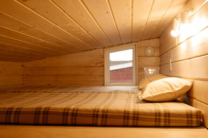 Домик 6-местный (№15, с сауной)