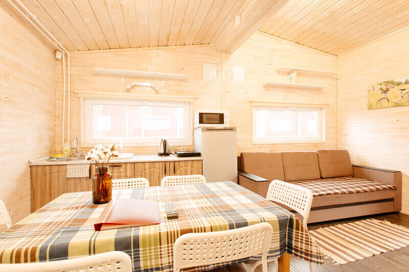 Домик 6-местный (№3, с сауной)