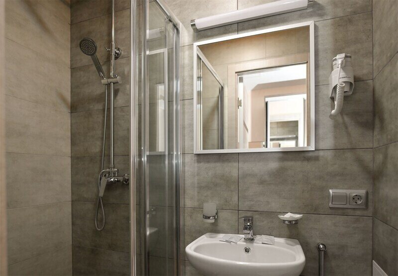 Полулюкс Семейный 2-местный 2-комнатный (север)