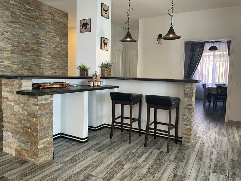 Коттедж 6-местный 4-комнатный