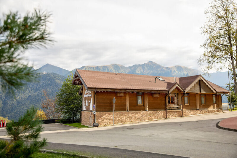 Шале Big Family Chalet With Jacuzzi, Сочи, Краснодарский край