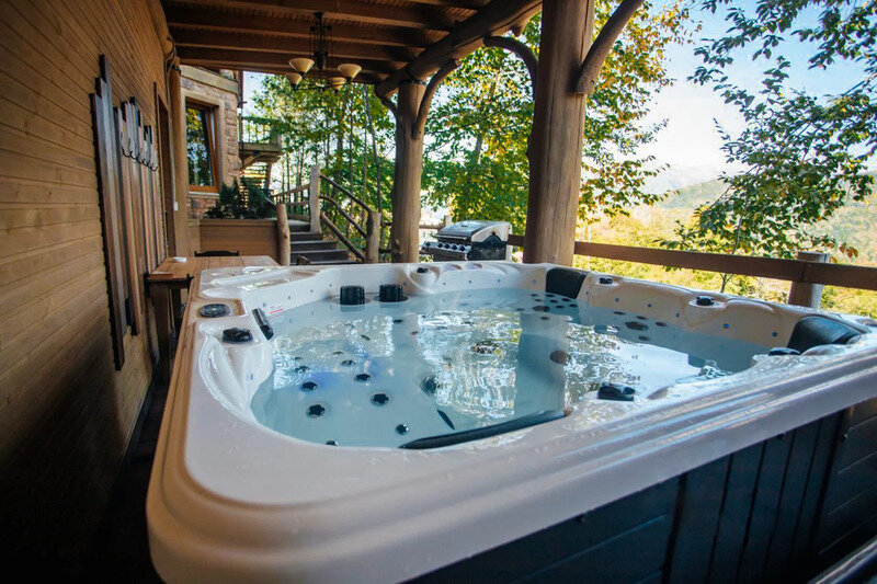Джакузи, лето | Big Family Chalet With Jacuzzi, Краснодарский край