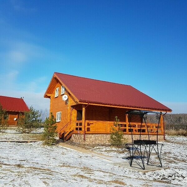 Дом осенью.