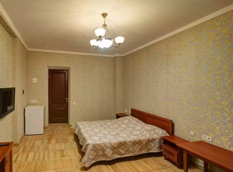 Полулюкс 2-местный 1-комнатный (с отдельным входом)