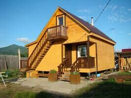 Дом, База отдыха Домик у озера, поселок Утулик