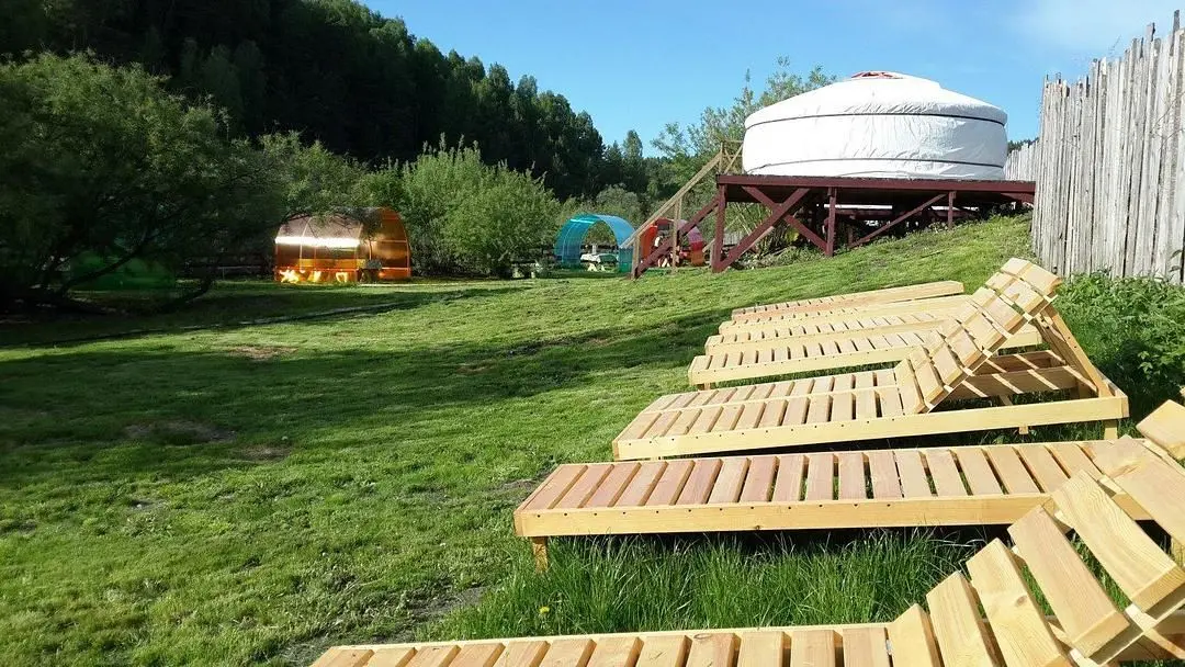 Кемпинг Круглый Дом, деревня Писаная, Кемеровская область