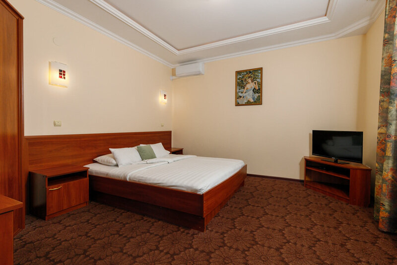 Семейный 5-местный  (с балконом)