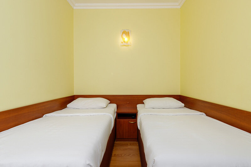 Семейный 5-местный  (с балконом)