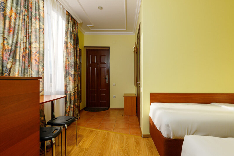 Семейный 5-местный  (с балконом)