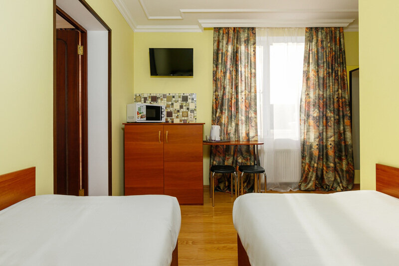 Семейный 5-местный  (с балконом)