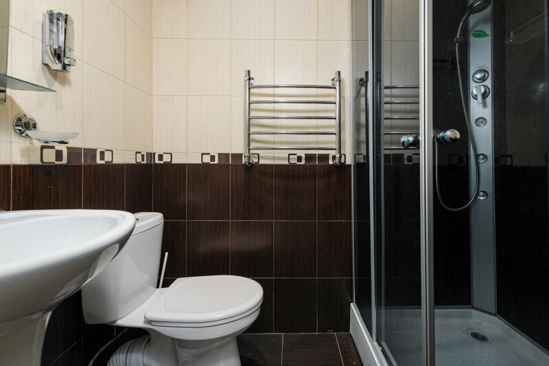 Номер 3-местный (2-спальной кроватью, вид на бассейн)