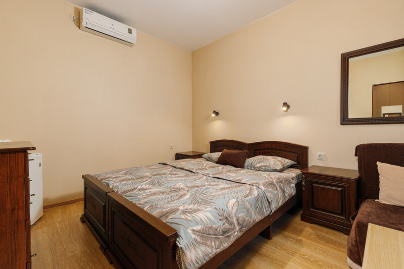 Номер 3-местный (с 2-спальной кроватью)