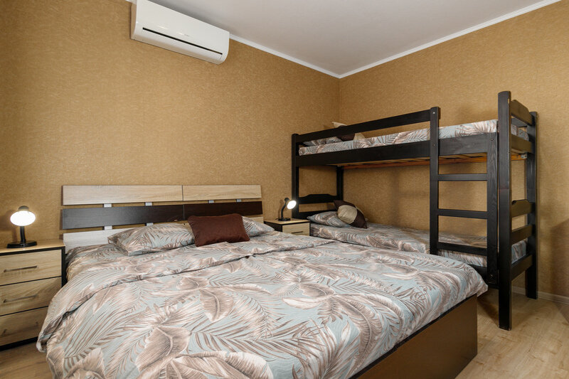 Номер 4-местный