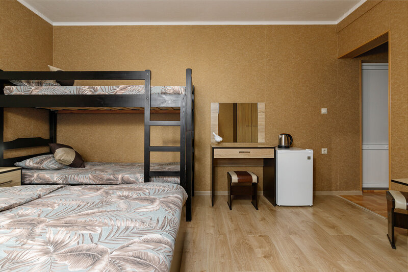 Номер 4-местный