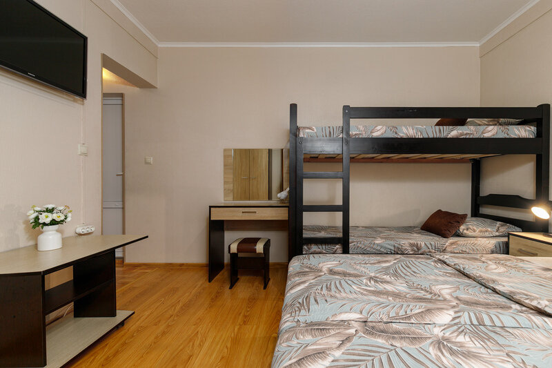 Номер 4-местный