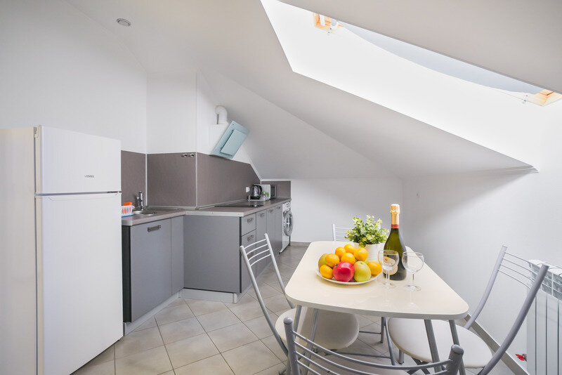 Апартаменты 4-местный 2-комнатный (с кухней, мансарда)