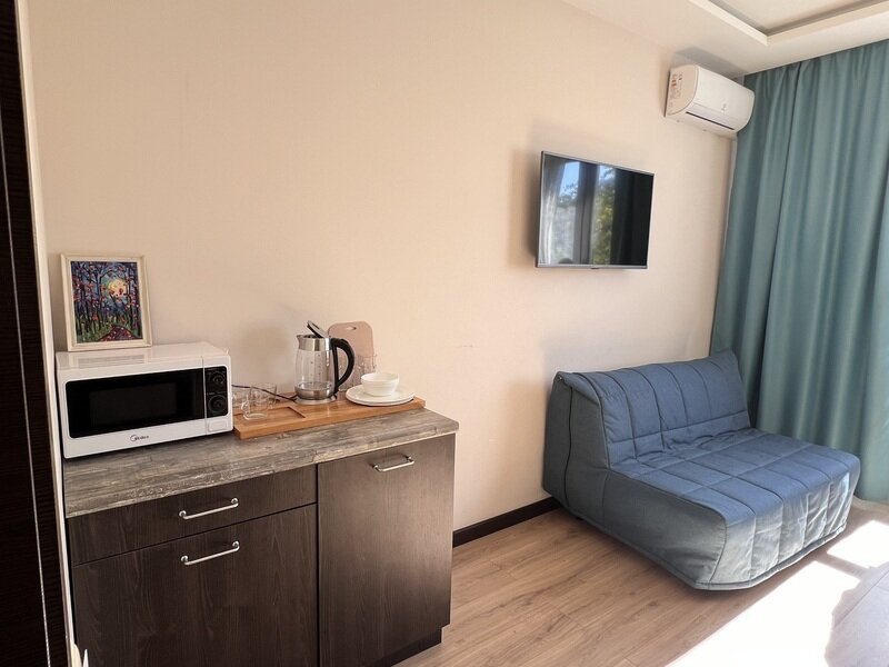 Люкс 4-местный (с видом на горы)