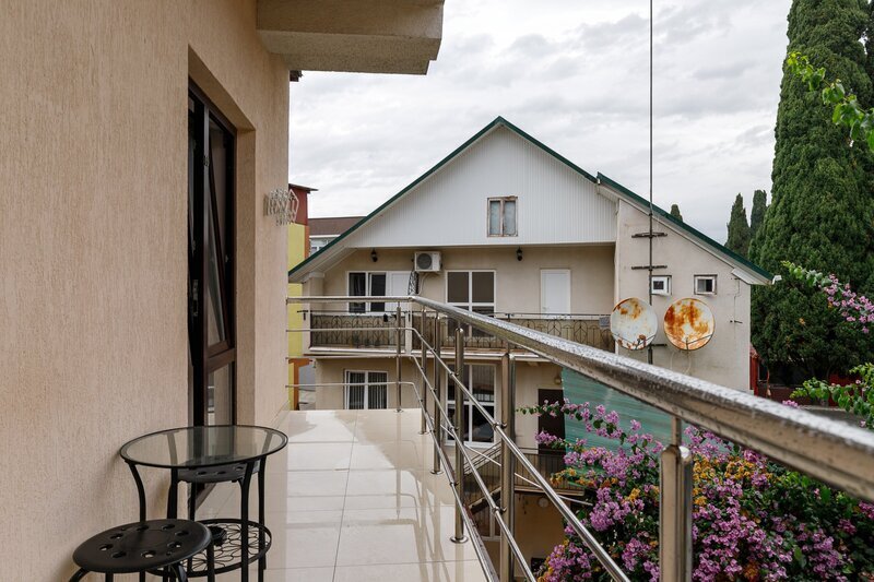 Стандартный 4-местный (DBL, с балконом)