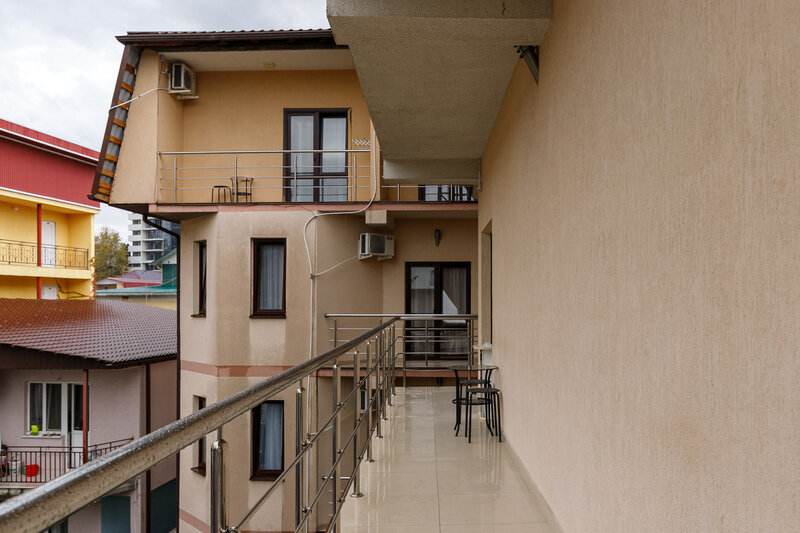 Стандартный 4-местный (с мини-террасой)