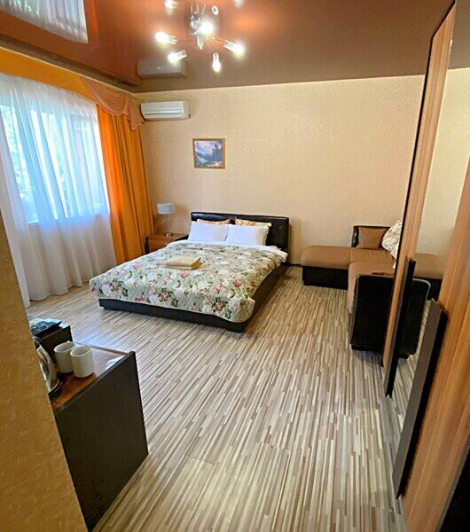 Комфорт 4-местный (с балконом)