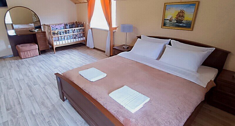 Семейный 6-местный 2-комнатный (с балконом)