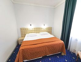 Люкс двухкомнатный без балкона и с дверью, Дом отдыха Серебряный Век, Таруса