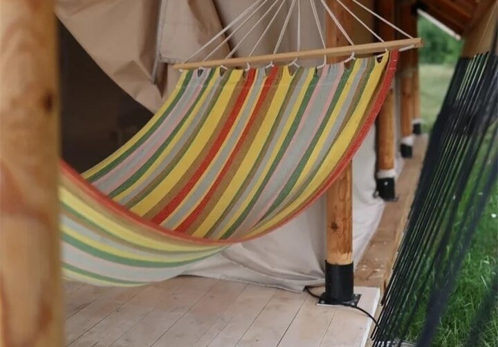 Лесной глэмпинг