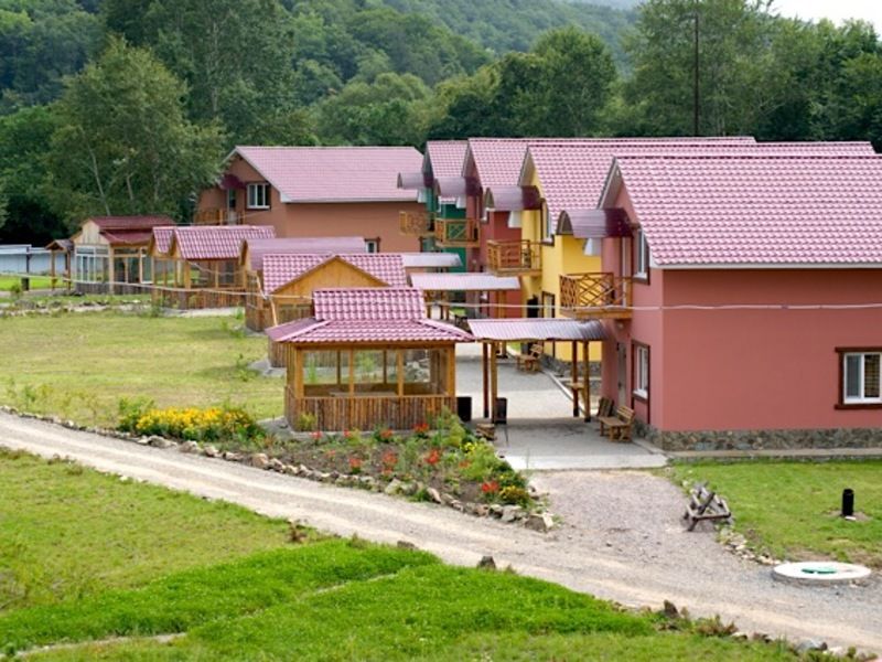 Гостиничный комплекс Таёжная поляна, Приморский край, село Каменушка Уссурийск село Каймановка