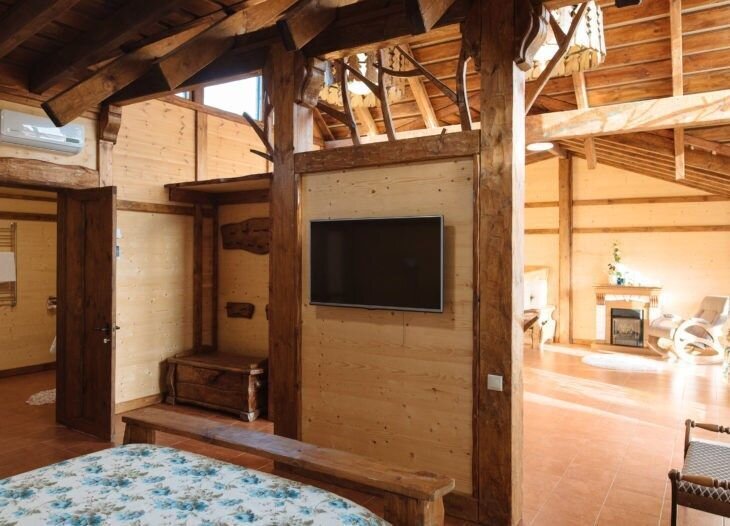 Семейный 4-местный (Люкс Изба)