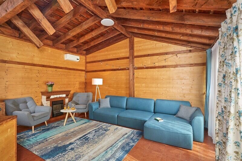 Семейный 4-местный (Люкс Изба)