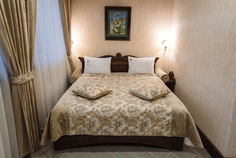 Студио 3-местный