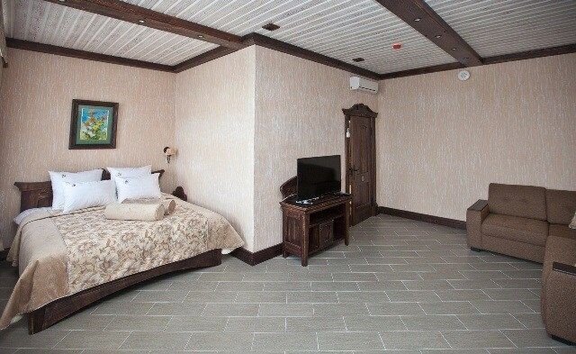 Студио 3-местный