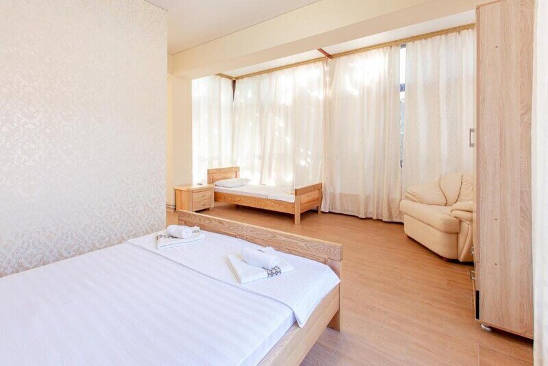 Улучшенный Семейный 6-местный 2-комнатный