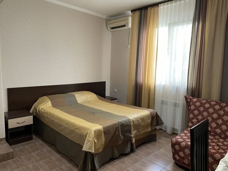 Студио 3-местный