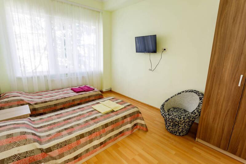 семейный 4-местный корпус 4  (4)