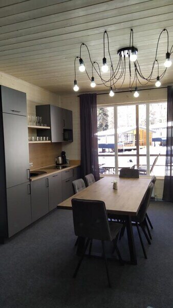 Дом 8-местный 2-этажный