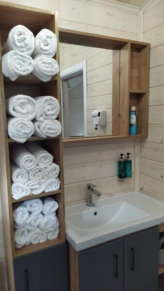 Дом 8-местный 2-этажный