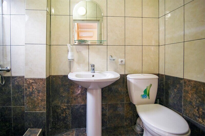 Стандартный 2-местный 1-комнатный (с креслом)